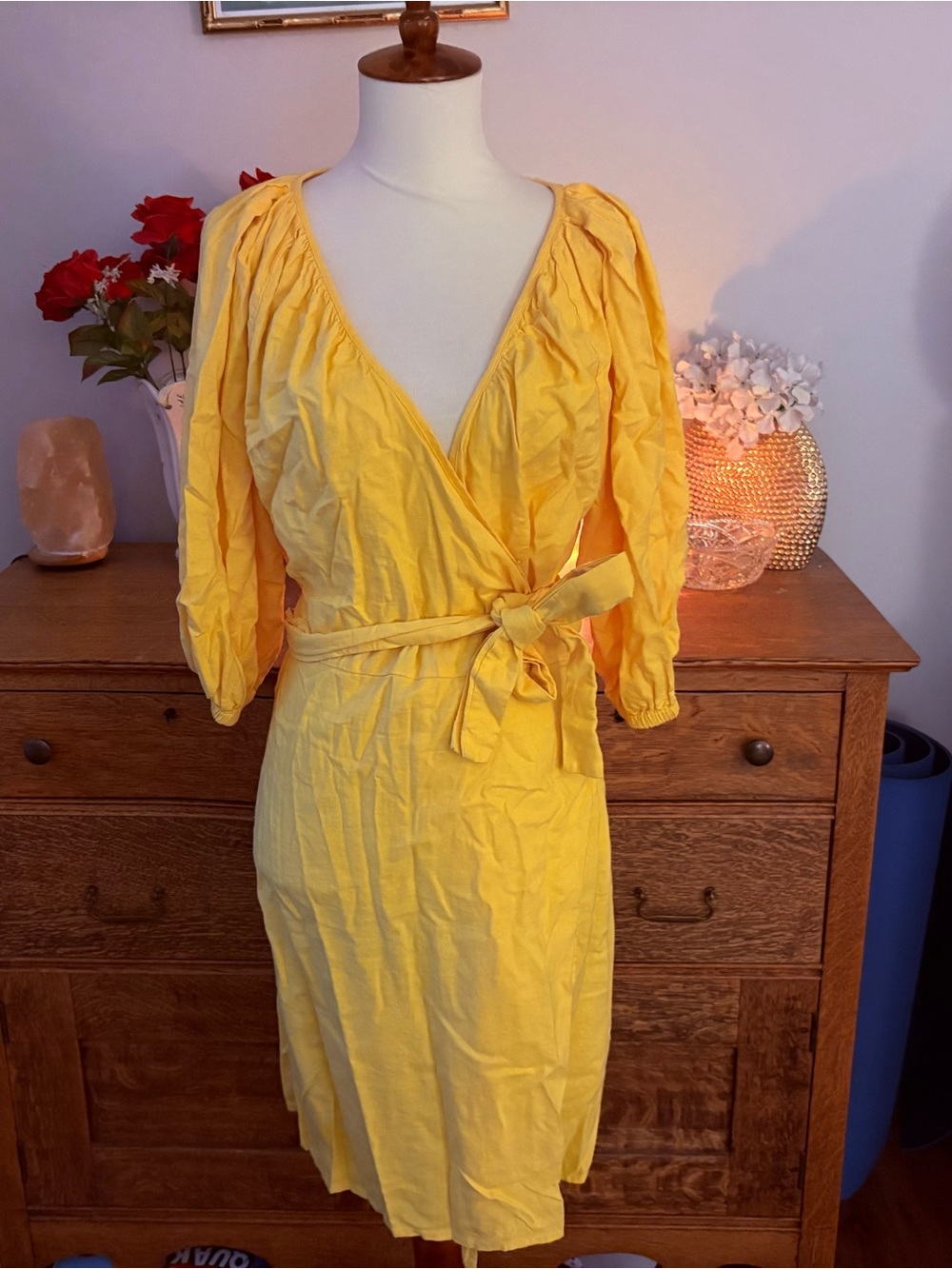 Banana republic  Yellow Wrap Midi Dress with Tie Waist size small